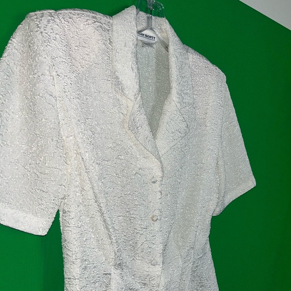VINTAGE!!! Cinched White and Lace Short Sleeve Blazer Top! ONE OF ONE! - Picture 5 of 16